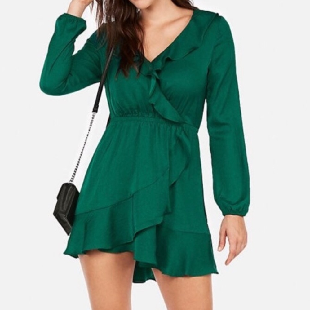 NWOT green express holiday dress